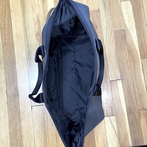 Ted Baker Satchel Bag Detachable Crossbody Strap Nwot - Picture 8 of 8